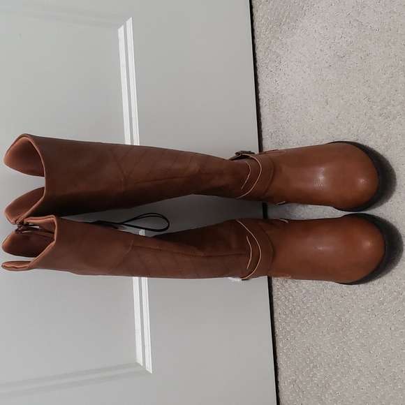 Leather boots - Picture 2 of 4